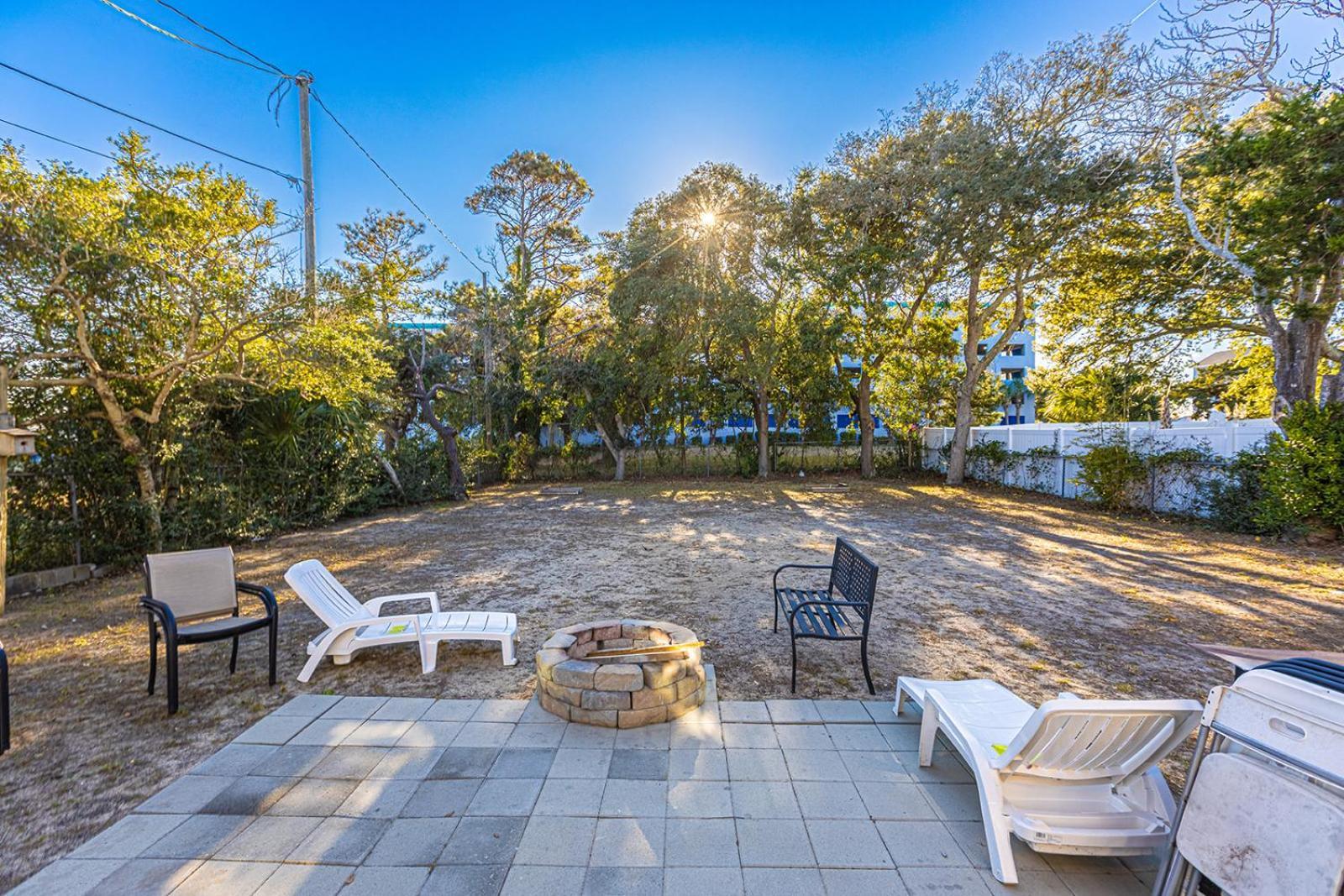 Dazzling Centrally Located Ocean View W 2 Kings, Huge Private Yard, 2 Decks, Firepit, Bbq Myrtle Beach Luaran gambar